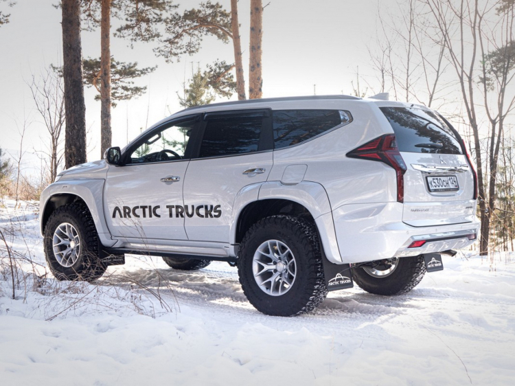 Arctic-Trucks-Mitsubishi-Pajero-Sport-AT35-6.jpg