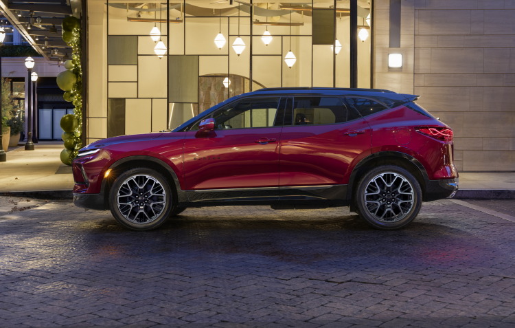 2023-Chevrolet-Blazer-2.jpg 2023-Chevrolet-Blazer-2.jpg