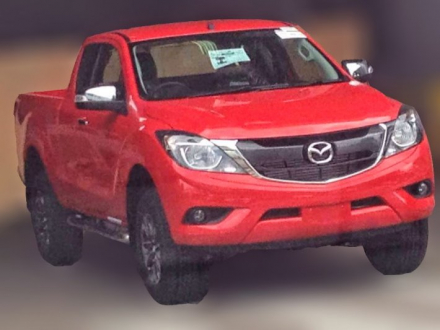 2016-Mazda-BT-50-facelift-front-spyshot.jpg