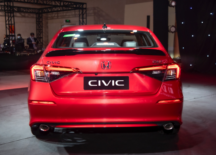 Đuôi xe Honda Civic 2022.jpg