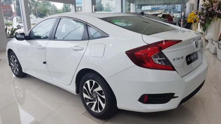 Honda Civic 1.8E 2018