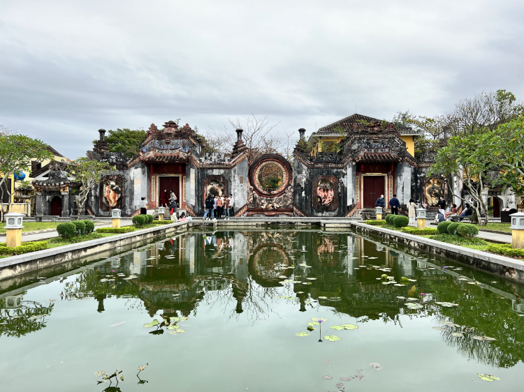 Du Xuân Sài Gòn - Hội An - Huế - Quảng Trị 28 Tết đến mùng 6 Du Xuân Sài Gòn - Hội An - Huế - Quảng Trị 28 Tết đến mùng 6