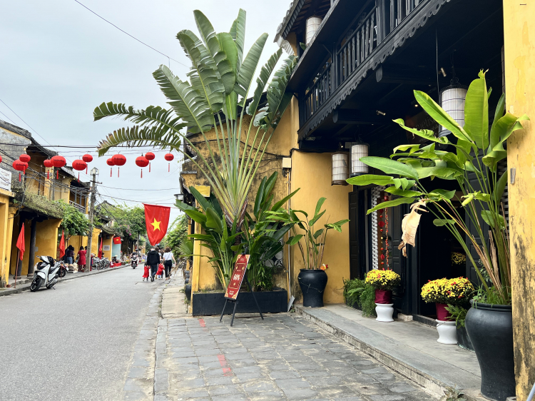 Du Xuân Sài Gòn - Hội An - Huế - Quảng Trị 28 Tết đến mùng 6 Du Xuân Sài Gòn - Hội An - Huế - Quảng Trị 28 Tết đến mùng 6