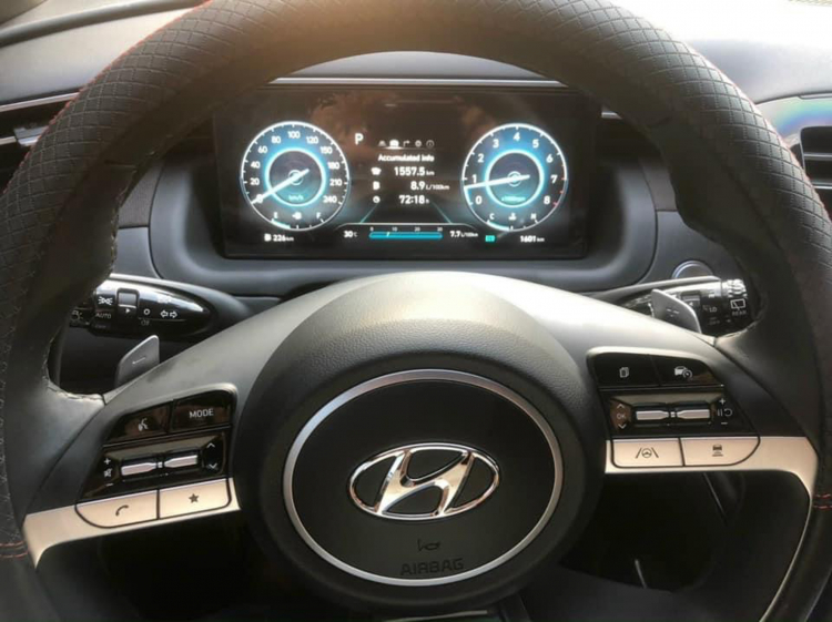 Xe mới khan hàng, Hyundai Tucson 2022 đầu tiên lên sàn xe cũ chào giá hơn 1,1 tỷ đồng