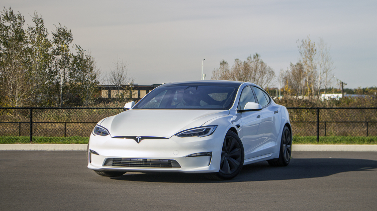 Tesla-Model-S-Plaid-2021-lead.jpg