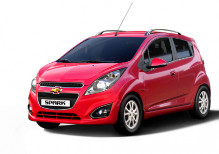 mua-xe-o-to-gia-re-chevrolet-spark-zest-2a.jpg