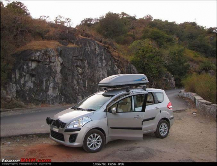 Cầm lái Suzuki Ertiga: xe gia đình 5+2 Cầm lái Suzuki Ertiga: xe gia đình 5+2
