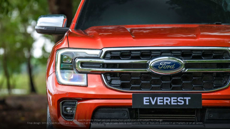 Ford Everest 2022 thế hệ mới chính thức ra mắt: Ngập tràn công nghệ, thách thức Fortuner