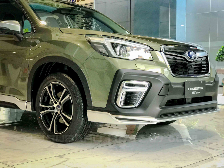 Góc nhờ giúp đỡ bác nào đang đi xe Subaru Forester xanh rêu