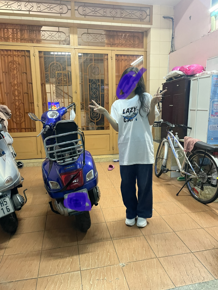 Phụ tùng Vespa sao đắt quá vậy các anh?