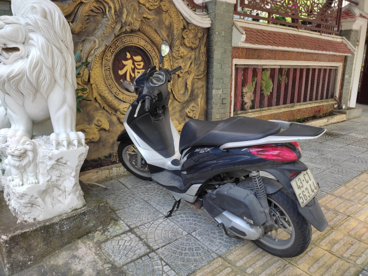 Phụ tùng Vespa sao đắt quá vậy các anh?