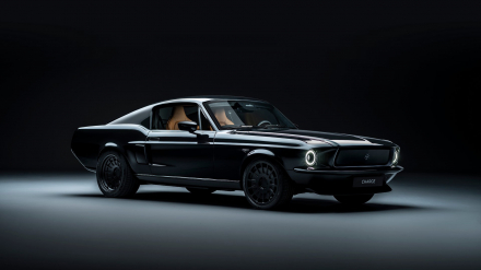 avaCharge-Cars-Electric-Mustang-1.jpg