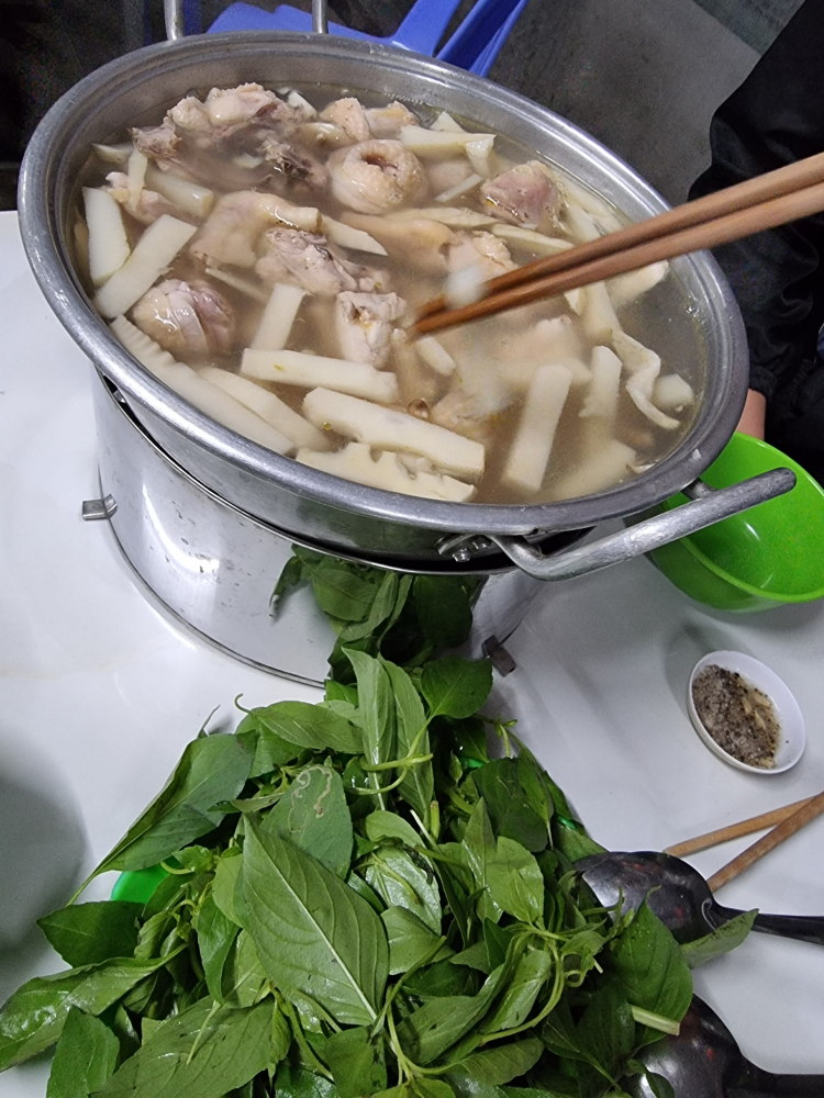 Xin kinh nghiệm cung đường Sài Gòn - Đà Nẵng: Đi Tây về Đông Xin kinh nghiệm cung đường Sài Gòn - Đà Nẵng: Đi Tây về Đông