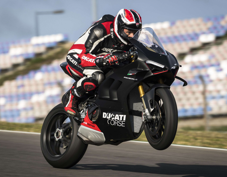2022-Ducati-Panigale-V4-SP2-71-e1646965248541.jpg