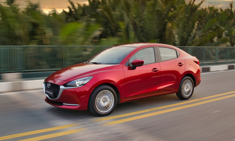 Mazda2.jpg Mazda2.jpg