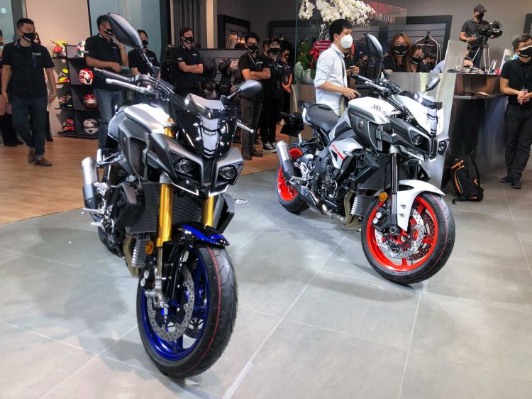 otosaigon_showroom_yamaha_revzone_khai_truong-11.jpg otosaigon_showroom_yamaha_revzone_khai_truong-11.jpg