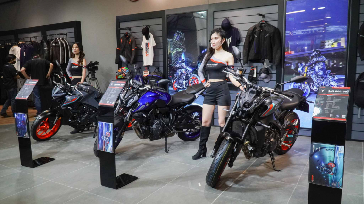 otosaigon_showroom_yamaha_revzone_khai_truong-13.jpg otosaigon_showroom_yamaha_revzone_khai_truong-13.jpg