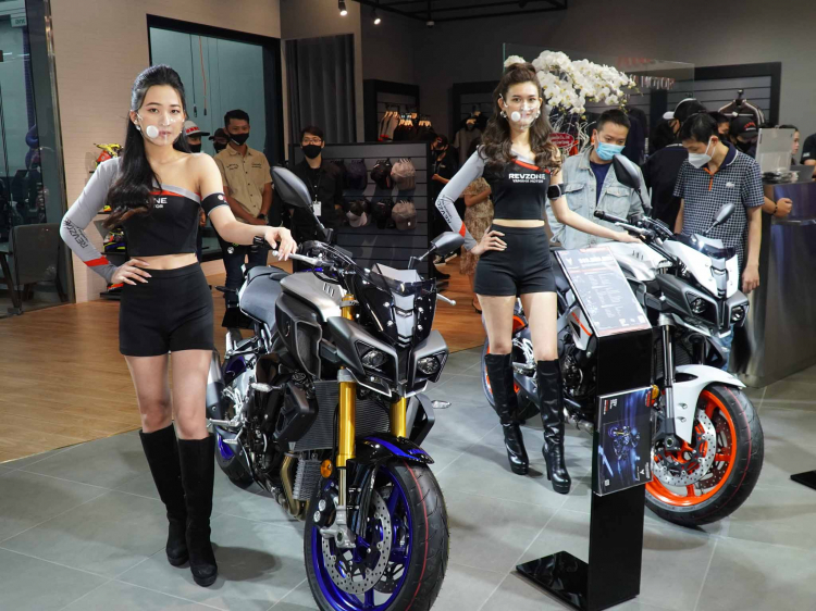 otosaigon_showroom_yamaha_revzone_khai_truong-20.jpg otosaigon_showroom_yamaha_revzone_khai_truong-20.jpg