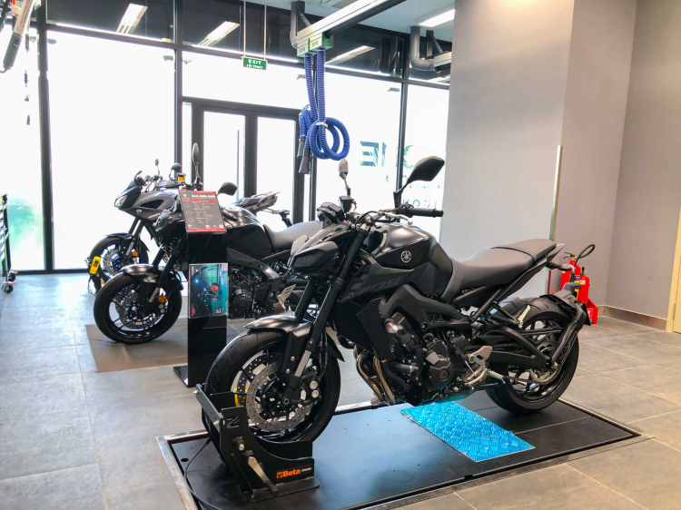 otosaigon_showroom_yamaha_revzone_khai_truong-22.jpg otosaigon_showroom_yamaha_revzone_khai_truong-22.jpg