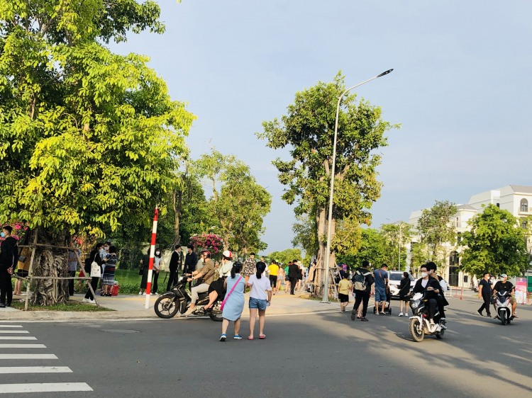 VINHOMES GRAND PARK QUẬN 9 LÀ CÁI “BẪY GẤU” CHO NHỮNG KHÁCH YÊU MÀU HỒNG! VINHOMES GRAND PARK QUẬN 9 LÀ CÁI “BẪY GẤU” CHO NHỮNG KHÁCH YÊU MÀU HỒNG!