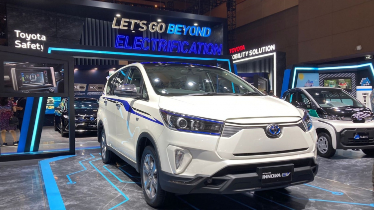 Toyota Innova sẽ "tái sinh" thành xe điện?