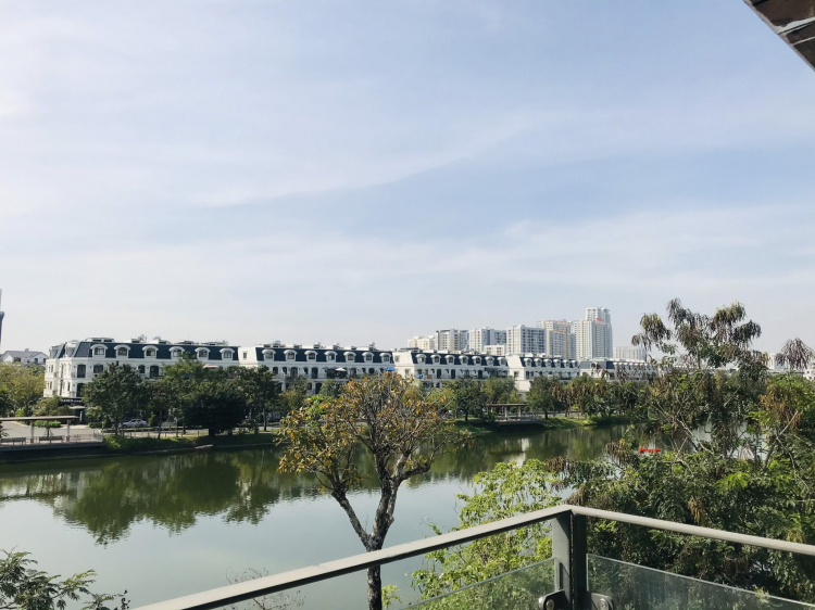 Lake view hoang vắng??? Lake view hoang vắng???