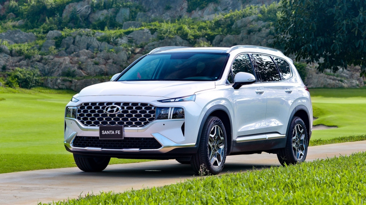 Hyundai Santa Fe được vinh danh là XE ẤN TƯỢNG CỦA NĂM 2022 tại Việt Nam