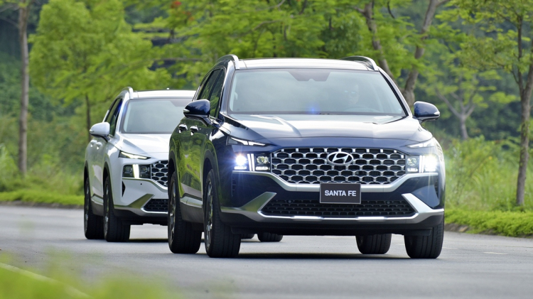 Hyundai Santa Fe được vinh danh là XE ẤN TƯỢNG CỦA NĂM 2022 tại Việt Nam