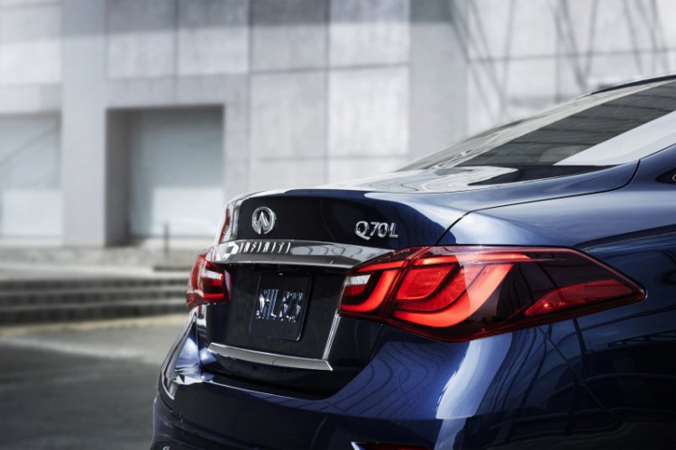 Infiniti Q70L sang chảnh thế hệ mới lộ giá