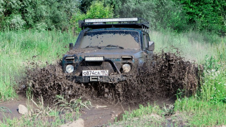 Lada Niva - Russian Range Rover (Phần 5)