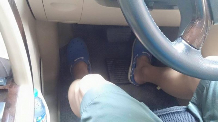 Làm như thế nào để không nhầm chân ga trên xe AT & MT Làm như thế nào để không nhầm chân ga trên xe AT & MT