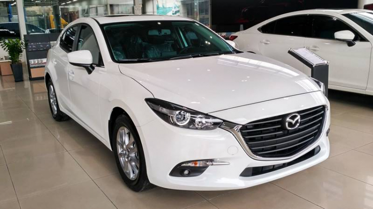 600 triệu nên mua Mazda 3 2018 cũ hay Vios G 2021 mới?