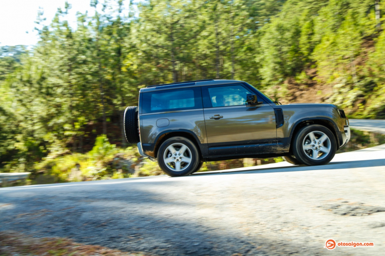 Đi chơi cùng Land Rover Defender: Đường trường thì sướng mà offroad thì nhàn Đi chơi cùng Land Rover Defender: Đường trường thì sướng mà offroad thì nhàn