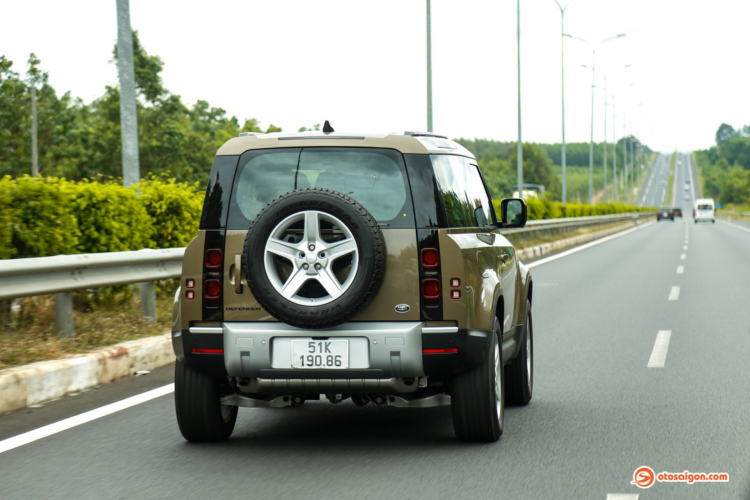 Đi chơi cùng Land Rover Defender: Đường trường thì sướng mà offroad thì nhàn Đi chơi cùng Land Rover Defender: Đường trường thì sướng mà offroad thì nhàn