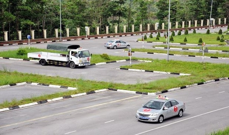 Học phí học lái xe tại Cao đẳng Nghề GTVT TW3