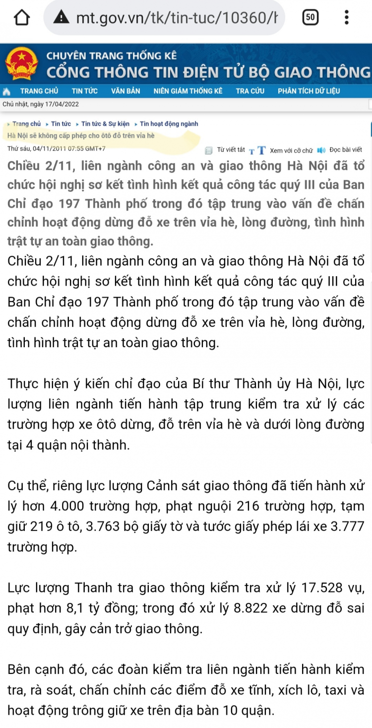 Đậu/Đỗ xe trên vỉa hè là được phép, đúng hay sai?