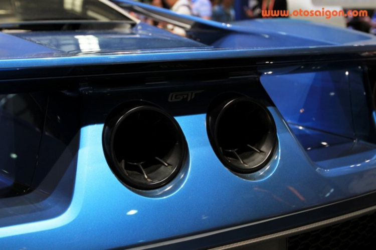 Ford GT: huyền thoại hồi sinh