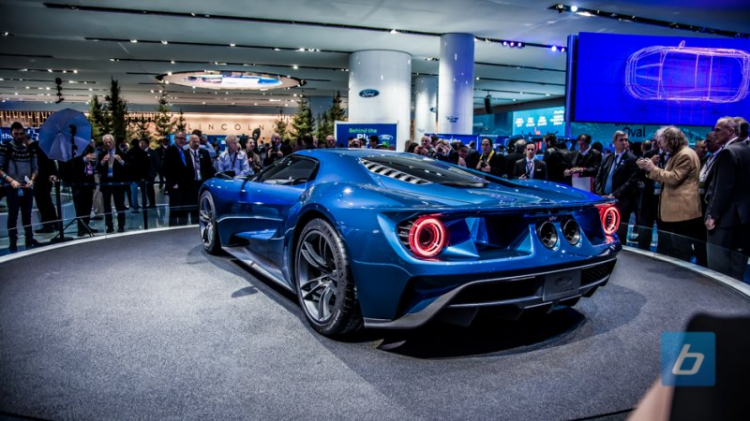 Ford GT: huyền thoại hồi sinh