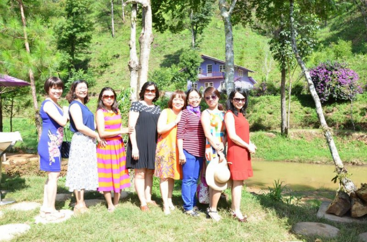 CÂU LẠC BỘ PHỤ NỮ XNL CÂU LẠC BỘ PHỤ NỮ XNL