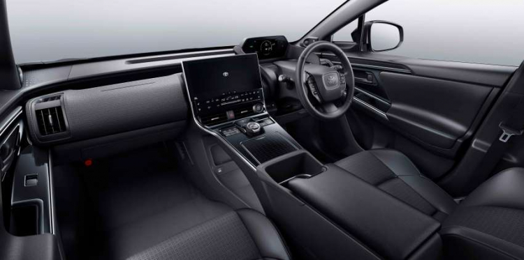 Toyota bZ4X là xe có thể duy trì dung lượng pin hàng đầu thế giới
