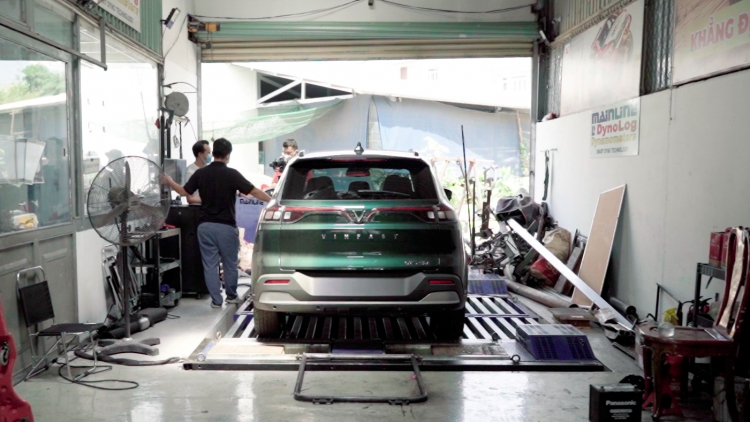 Dyno3.jpg Dyno3.jpg