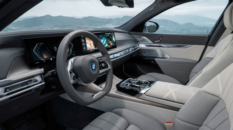 BMW i7 xDrive60 2023 - 7-Series chạy điện đầu tiên ra mắt, phạm vi hoạt động 483 km, giá từ 2,73 tỷ đồng BMW i7 xDrive60 2023 - 7-Series chạy điện đầu tiên ra mắt, phạm vi hoạt động 483 km, giá từ 2,73 tỷ đồng