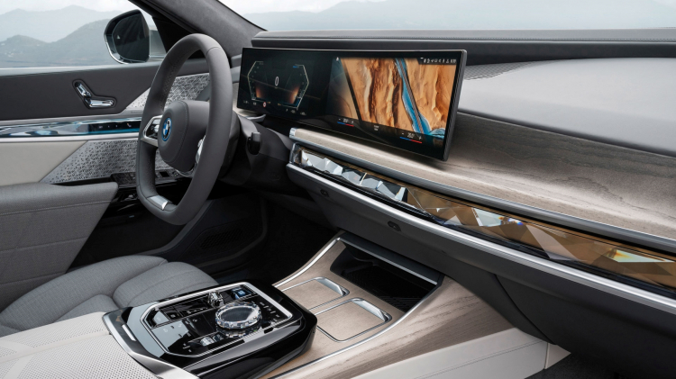 BMW i7 xDrive60 2023 - 7-Series chạy điện đầu tiên ra mắt, phạm vi hoạt động 483 km, giá từ 2,73 tỷ đồng BMW i7 xDrive60 2023 - 7-Series chạy điện đầu tiên ra mắt, phạm vi hoạt động 483 km, giá từ 2,73 tỷ đồng