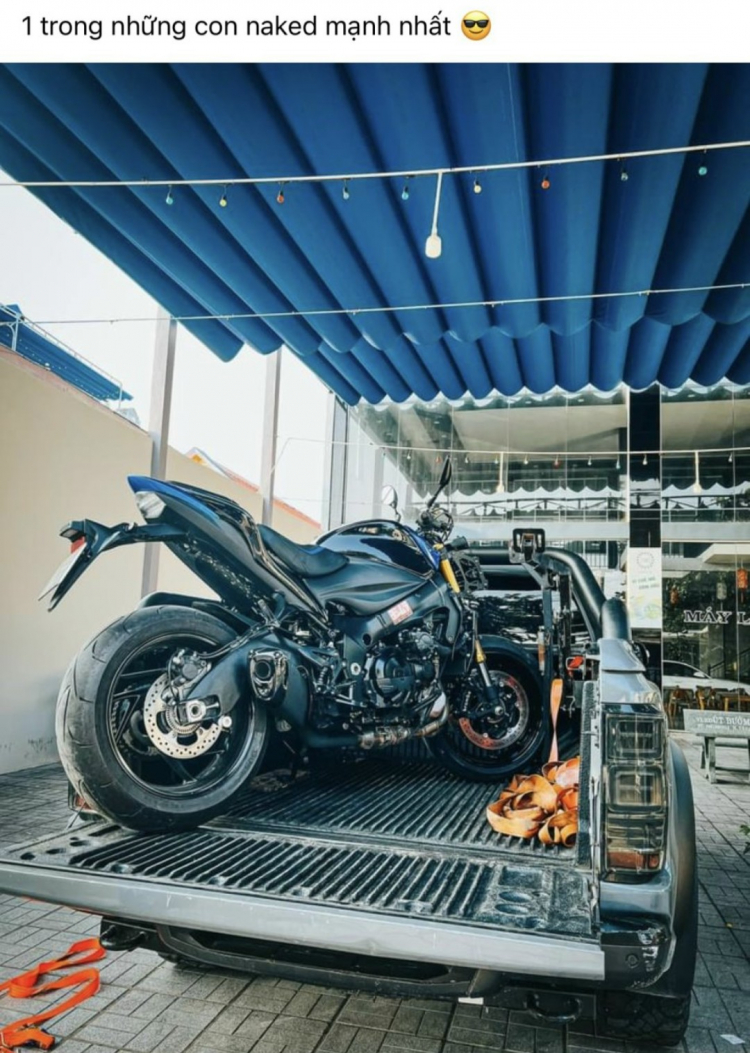 Thần gió Suzuki Hayabusa rớt nài Thần gió Suzuki Hayabusa rớt nài