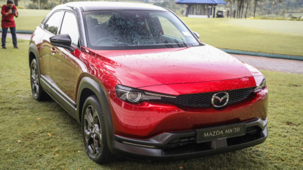ava2022_Mazda_MX-30_Malaysia_Ext-2.jpg