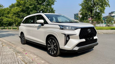 Toyota Vreloz Cross.jpg