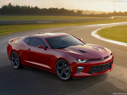 Chevrolet-Camaro_2016_800x600_wallpaper_02.jpg