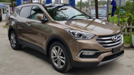 Hyundai Santa Fe 2018.jpg