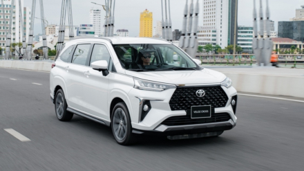 toyota veloz cross.jpg