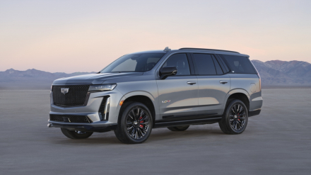 otosaigon.com-cadillac-escalade-v-2023-5.jpg